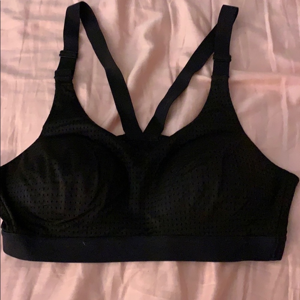 NWOT VS sports bra